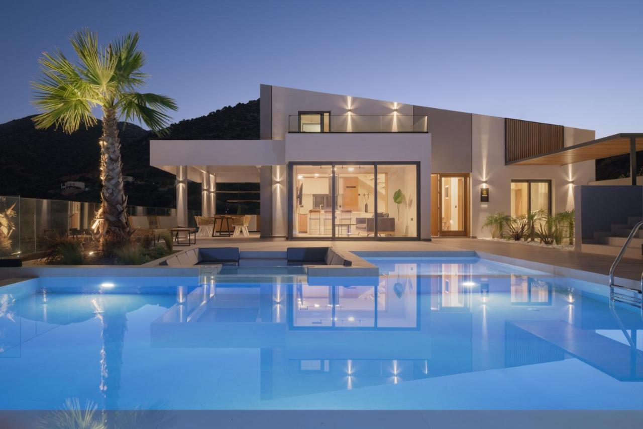 Mayana Luxury Villa, An Infinite Blue Experience, By Thinkvilla Bali  Exteriér fotografie